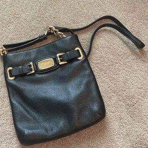Black Michael Kors Crossbody Purse